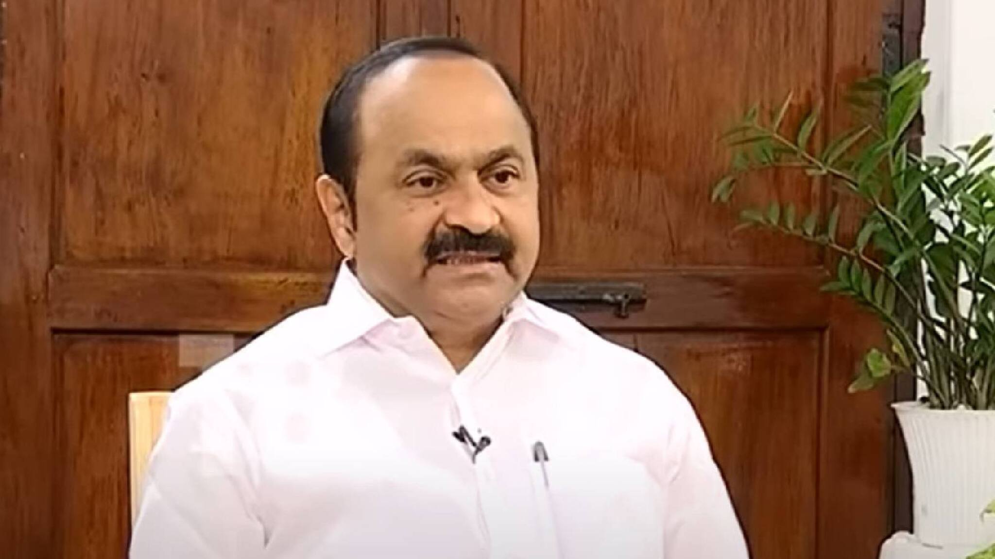 'ഞങ്ങളുടെ രാമൻ നിൽക്കുന്നത് ഗാന്ധിജി മരിച്ചുവീണ ബിർളാ മന്ദിരത്തിന്റെ ഇടനാഴിയിൽ': വിഡി സതീശൻ