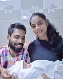 ഗിന്നസ് പക്രുവിന് രണ്ടാമത്തെ കുട്ടി പിറന്നു; ചേച്ചിയമ്മയായ സന്തോഷത്തിൽ മൂത്തമകൾ ദീപ്ത