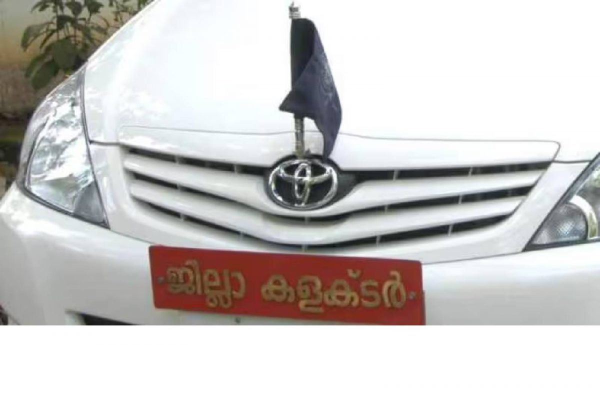 കാക്കനാട് പടമുകള്‍ സ്വദേശി മുഹമ്മദ് റമീസിന്റെ ഡ്രൈവിങ് ലൈസന്‍സാണ് ആറു മാസത്തേക്ക് സസ്‌പെന്‍ഡ് ചെയ്തത്
