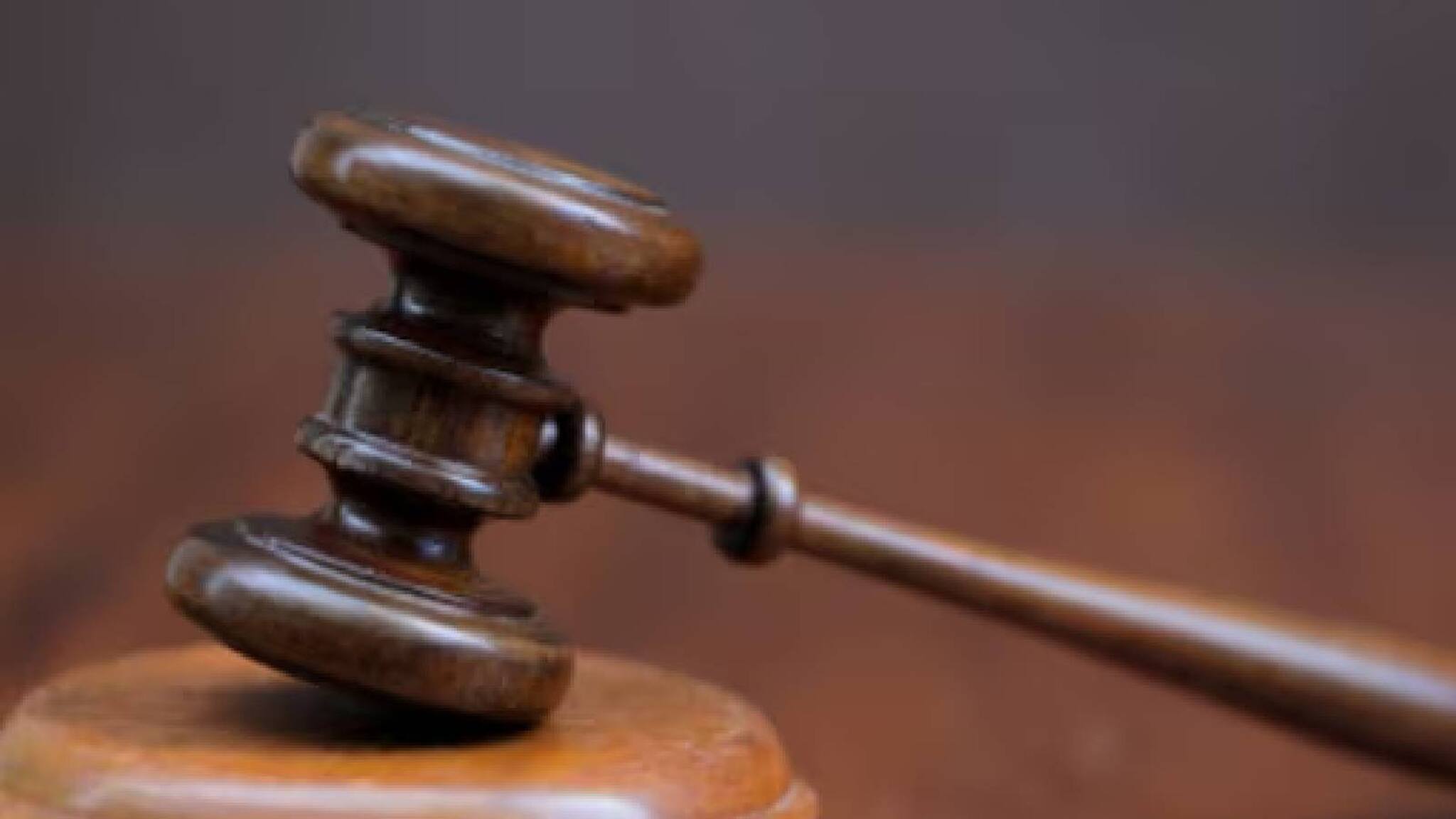 കാപ്പിത്തോട്ടം ഇഷ്ടദാനം കിട്ടിയിട്ടും അമ്മയ്ക്ക്  ചെലവിന് പണം നൽകാത്ത മക്കൾ  വര്‍ഷം തോറും 7 ലക്ഷം വീതം നൽകണമെന്ന് കോടതി