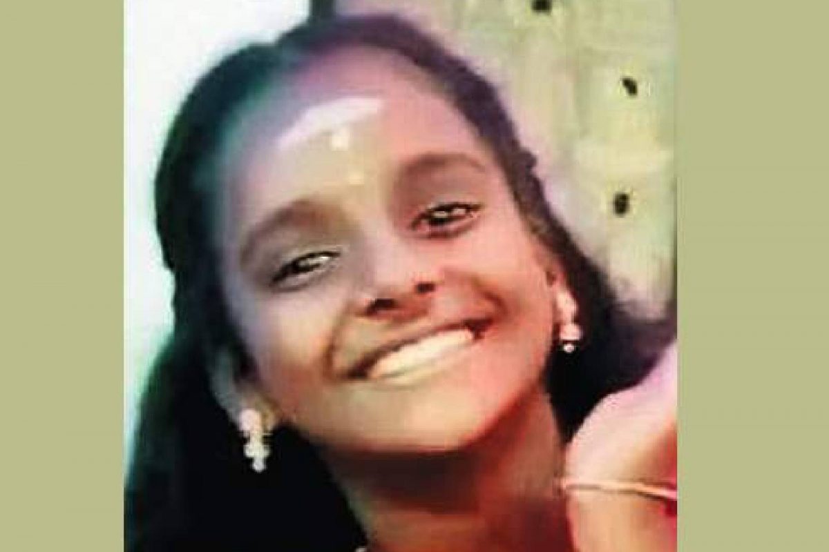 ക്ഷേത്രത്തിലെ ഉത്സവത്തിനിടെ കാളവണ്ടിയില്‍ ഘടിപ്പിച്ചിരുന്ന ജനറേറ്ററില്‍ തലമുടി കുരുങ്ങി പതിമൂന്നുകാരി മരിച്ചു