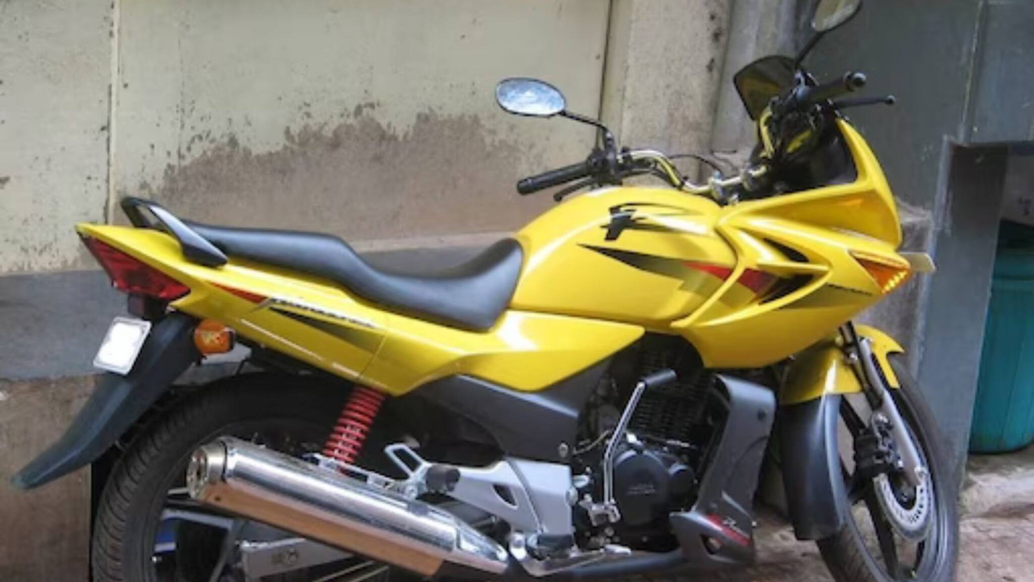 ഹീറോ കരിസ്മ തിരിച്ചുവരുന്നു; 210 സിസി എഞ്ചിനുമായി