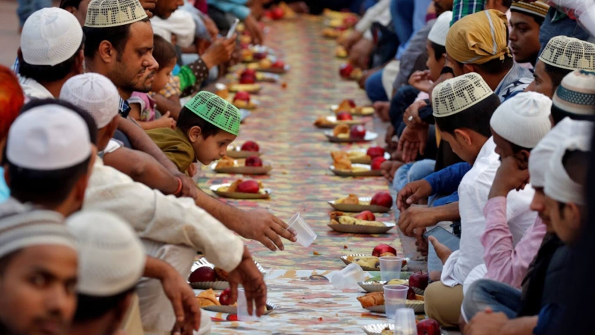 'ഇഫ്താറിന് താൽക്കാലിക മുറിയോ ടെന്റോ പിരിവോ പാടില്ല; ലൗഡ് സ്പീക്കർ വേണ്ട; സൗദി അറിയിപ്പ്