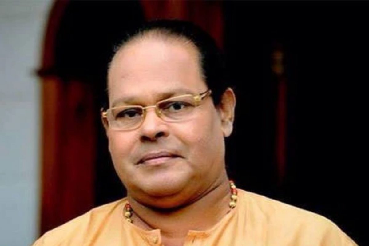 ഫുട്ബോൾ ചാംപ്യൻ എന്ന സിനിമയിൽ ഒരു ഡയലോഗ് ഉണ്ടായിരുന്നിട്ടും ഇന്നസെന്‍റിന് 10 രൂപ കിട്ടിയിരുന്നില്ല