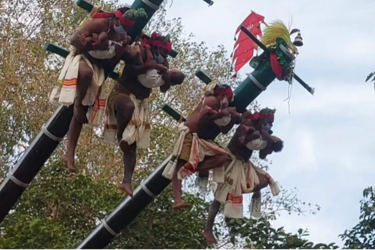  ഇത്തവണ 343 വണ്ടികളിലായി 1370 കുട്ടികൾ തൂക്കക്കാരോടൊപ്പം വില്ലിലേറി ക്ഷേത്രത്തെ വലം വയ്ക്കും.