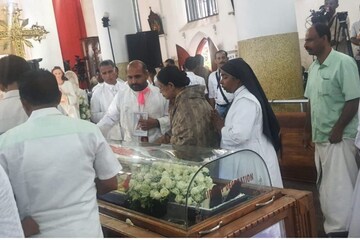 ചങ്ങനാശ്ശേരി അതിരൂപത മുൻ ആർച്ച് ബിഷപ്പ് മാർ ജോസഫ്​ പൗവ്വത്തിലിന്റെ സംസ്കാര ശുശ്രൂഷകൾ തുടങ്ങി