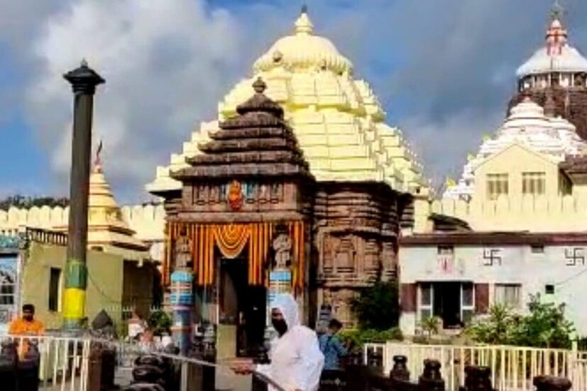  പിന്നാലെ, എലിശല്യം ഒഴിവാക്കാനുള്ള യന്ത്രം ഒരു ഭക്തന്‍ ക്ഷേത്രത്തിലേക്ക് സംഭാവന നൽകി. ക്ഷേത്ര ശ്രീകോവിലിൽ യന്ത്രം സ്ഥാപിക്കാനാണ് തീരുമാനിച്ചത്. ഇതനുസരിച്ച് പരീക്ഷണമെന്ന നിലയിൽയന്ത്രം പ്രവർത്തിപ്പിച്ചു നോക്കുകയും ചെയ്തു. അപ്പോഴാണ് പൂജാരിമാർ പരാതിയുമായി എത്തിയത്.