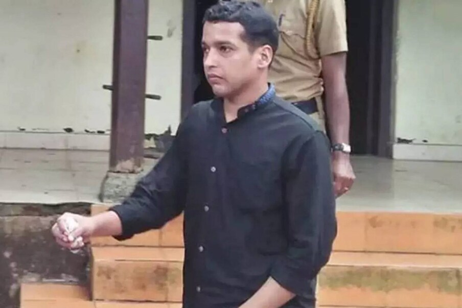  ന്യൂഡല്‍ഹി: നടിയെ ആക്രമിച്ച കേസില്‍ മുഖ്യപ്രതി പള്‍സര്‍ സുനി സമര്‍പ്പിച്ച ജാമ്യഹർജി സുപ്രീം കോടതി തള്ളി. ജസ്റ്റിസുമാരായ അജയ് രസ്തോഗി, ബേല എം. ത്രിവേദി എന്നിവരടങ്ങിയ ബെഞ്ചാണ് ഹര്‍ജി തള്ളിയത്.