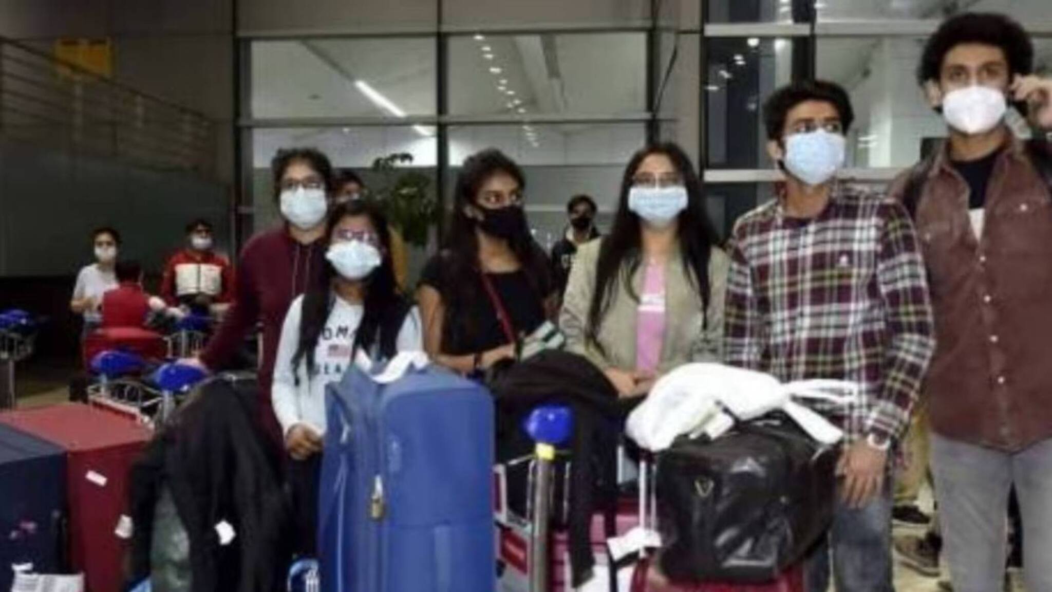 അഡ്മിഷൻ ലെറ്റര്‍ വ്യാജം; കാനഡയിൽ 700 ഇന്ത്യൻ വിദ്യാർഥികൾ നാടുകടത്തൽ ഭീതിയിൽ