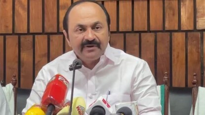 വിഡി സതീശൻ വിഡി സതീശൻ