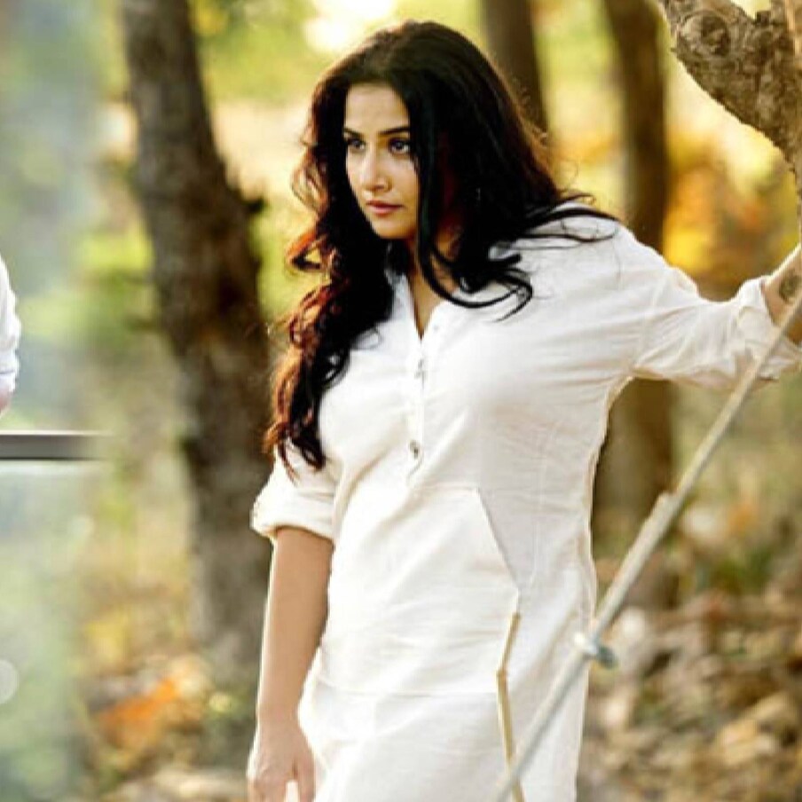  ഷാരൂഖ് ഖാൻ, ഐശ്വര്യ റായ് ബച്ചൻ, ഋതിക് റോഷൻ, കരീന കപൂർ തുടങ്ങിയവരാണ് ദാബൂ രത്നാനി കലണ്ടറിലെ ഈ വർഷത്തെ മോഡലുമാരിൽ പ്രമുഖർ