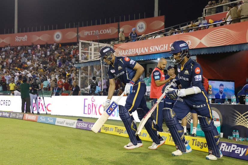 shubman gill, wriddhiman saha, ipl 2023, pbks vs gt photos, ipl 2023 photos