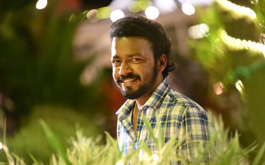  സെറ്റിൽ എല്ലാവരോടും ഹൃദ്യമായി ഇടപെടുന്ന വിഷ്ണുവിനെ പറ്റി 'സബാഷ് ചന്ദ്രബോസി'ൻ്റെ ഷൂട്ടിംഗ് ഒരാഴ്ച്ച പിന്നിട്ട സമയത്ത് തന്നെ ഞാൻ പറഞ്ഞിട്ടുണ്ട്.