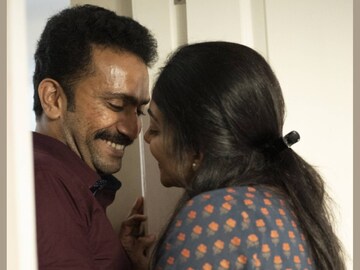'അടി'