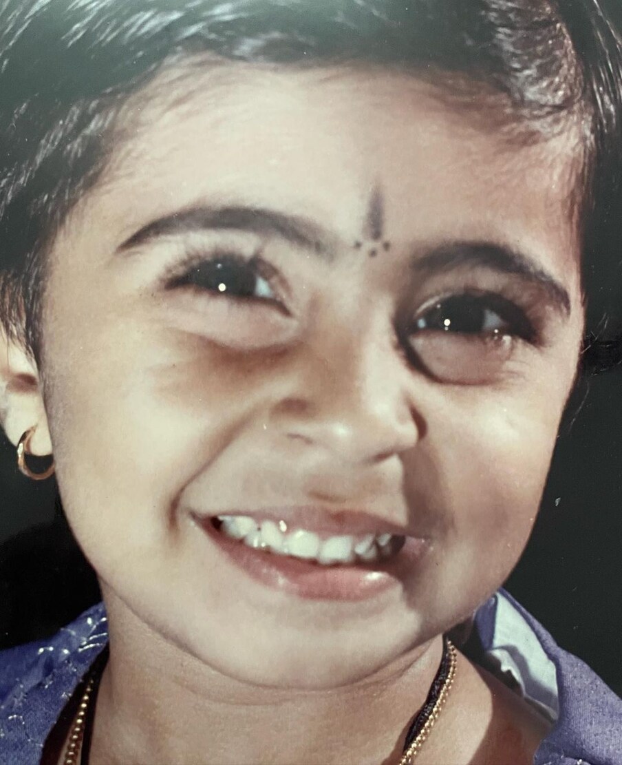  നടൻ ലിഷോയിയുടെ മകളായ ലിയോണ ലിഷോയ്‌യും മകൻ ലിയോണലുമാണ് ചിത്രത്തിൽ. ഇൻസ്റ്റഗ്രാം പോസ്റ്റിലാണ് ലിയോണയ്‌ക്കു സഹോദരൻ പിറന്നാൾ ആശംസിച്ചത്