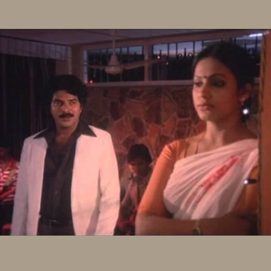  'സ്ഫോടനം' എന്ന പി.ജി. വിശ്വംഭരൻ ചിത്രമാണ് ആദ്യമായി മമ്മൂട്ടിയെയും സീമയെയും വെള്ളിത്തിരയിൽ ഒന്നിച്ചെത്തിച്ചത്. സുകുമാരൻ, സോമൻ, രവികുമാർ എന്നിവർ ഈ സിനിമയിലെ സുപ്രധാനവേഷങ്ങൾ അവതരിപ്പിച്ചു