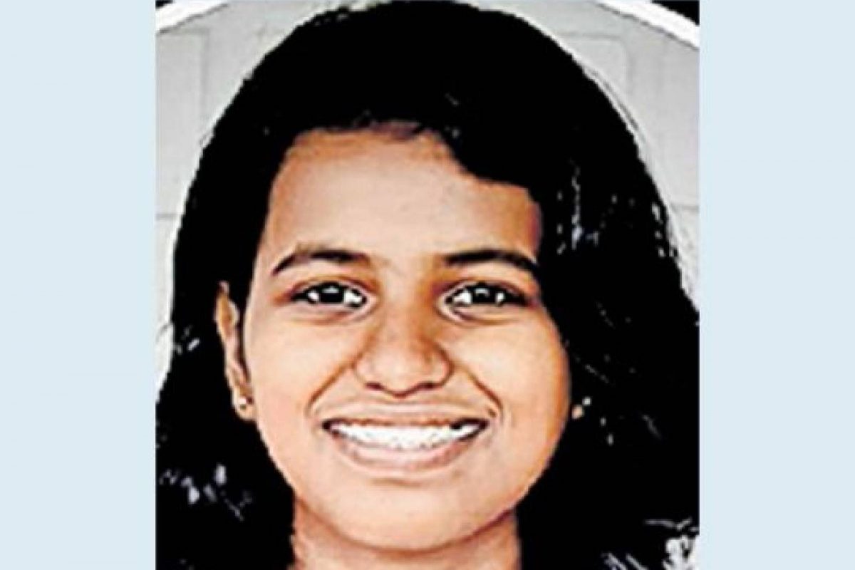 കുറവിലങ്ങാട് ദേവമാതാ കോളജ് വിദ്യാർഥിയാണ്.
