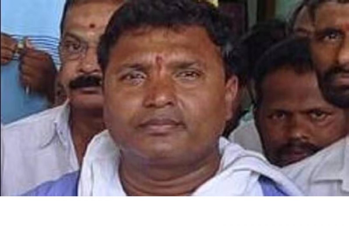മാര്‍ച്ച് 25 ന് ഛത്തീസ്ഗഡില്‍ നടന്ന കോണ്‍ഗ്രസ് പ്ലീനറി സമ്മേളനത്തില്‍ ശ്രീനിവാസ് ബിവി തന്നെ ശാരീരികമായി ഉപദ്രവിക്കുകയും തനിക്കെതിരെ മോശമായ വാക്കുകള്‍ ഉപയോഗിക്കുകയും ചെയ്തതായും ദത്ത ആരോപിച്ചു.