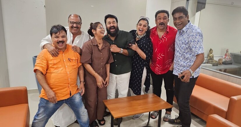  'ആറാട്ട്' സിനിമയിൽ രചന നാരായണൻകുട്ടി മോഹൻലാലിനൊപ്പം വേഷമിട്ടിരുന്നു. സീരിയൽ ലോകത്തു നിന്നും സിനിമയിലേക്ക് പ്രവേശിച്ച് ശ്രദ്ധിക്കപ്പെടുന്ന വേഷങ്ങൾ ചെയ്ത താരങ്ങൾക്കൊപ്പമാണ് രചനയും