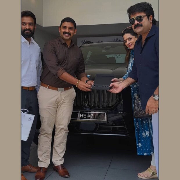  ഈ വർഷം ഇന്ത്യയിൽ അവതരിപ്പിച്ച BMW X7-ന്റെ പതിപ്പാണ് അനൂപ് മേനോൻ സ്വന്തമാക്കിയത്. കൊച്ചിയിലെ ഷോറൂമിൽ നിന്നുമാണ് അനൂപ് മേനോൻ കാർ വാങ്ങിയത്. ഇ.വി.എം. ഓട്ടോക്രാഫ്റ്റ് ഷോറൂമിന്റെ ഇൻസ്റ്റഗ്രാം പേജിൽ നിന്നുമാണ് കാർ വാങ്ങിയതിന്റെ വിവരം പുറത്തുവന്നത് (തുടർന്നു വായിക്കുക)
