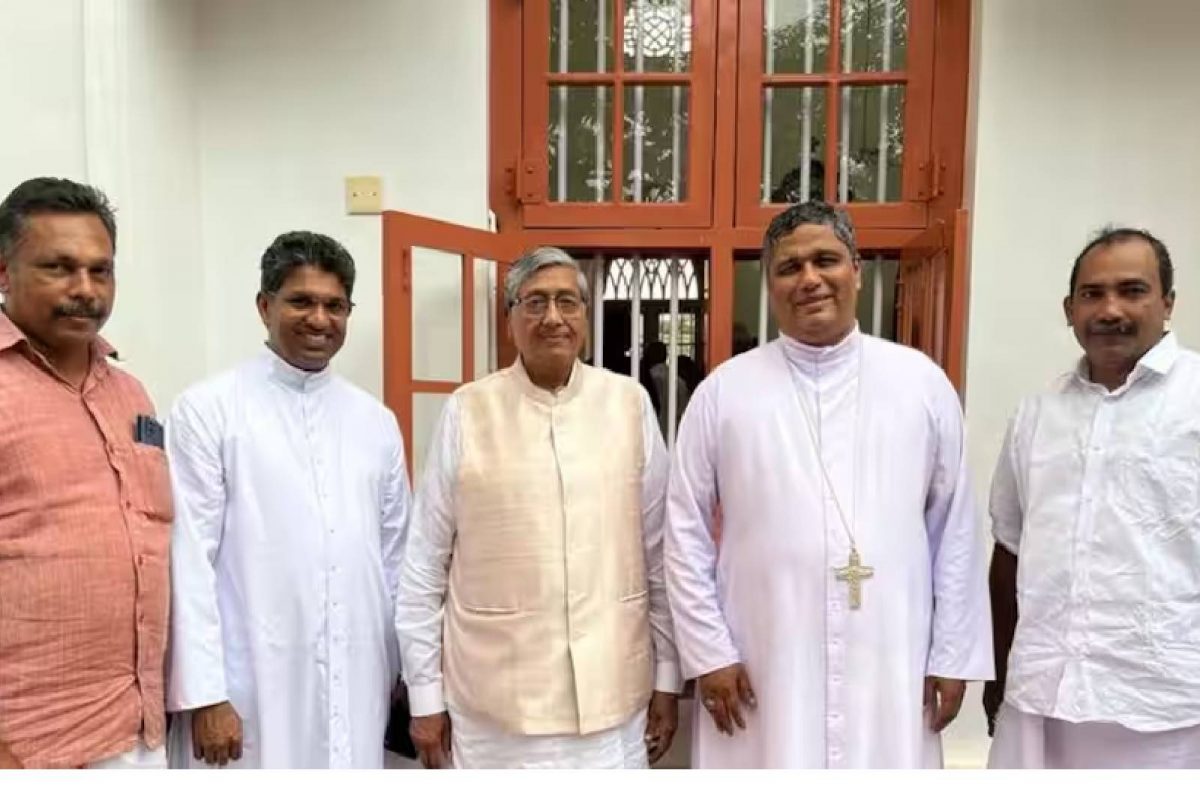 കർഷകരുമായി ബന്ധപ്പെട്ട ആശങ്കകൾ അനുഭാവം പരിഗണിക്കാമെന്നും ചെയർമാൻ ബിഷപ്പിന് ഉറപ്പു നൽകി. 
