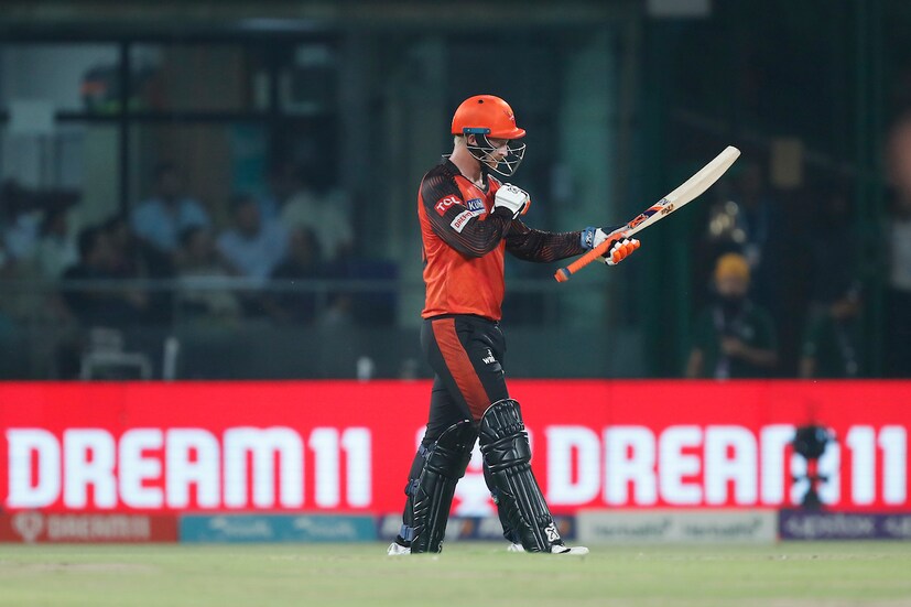  Heinrich Klaasen of Sunrisers Hyderabad celebrates his fifty during match 40 of the ഹൈദരാബാദ് ഉയര്‍ത്തിയ 198 റണ്‍സ് വിജയലക്ഷ്യം തേടി ബാറ്റുചെയ്ത ഡൽഹി ക്യാപിറ്റൽസിന് 20-ഓവറില്‍ ആറ് വിക്കറ്റ് നഷ്ടത്തില്‍ 188 റണ്‍സെടുക്കാനേ സാധിച്ചുള്ളൂ. നേരത്തെ നാലു വിക്കറ്റ് വീഴ്ത്തിയ മിച്ചൽ മാർഷ് 39 പന്തിൽ ആറ് സിക്സർ ഉൾപ്പടെ 63 റൺസ് നേടിയെങ്കിലും ലക്ഷ്യം മറികടക്കാനായില്ല. (Pic Credit: Sportzpics)