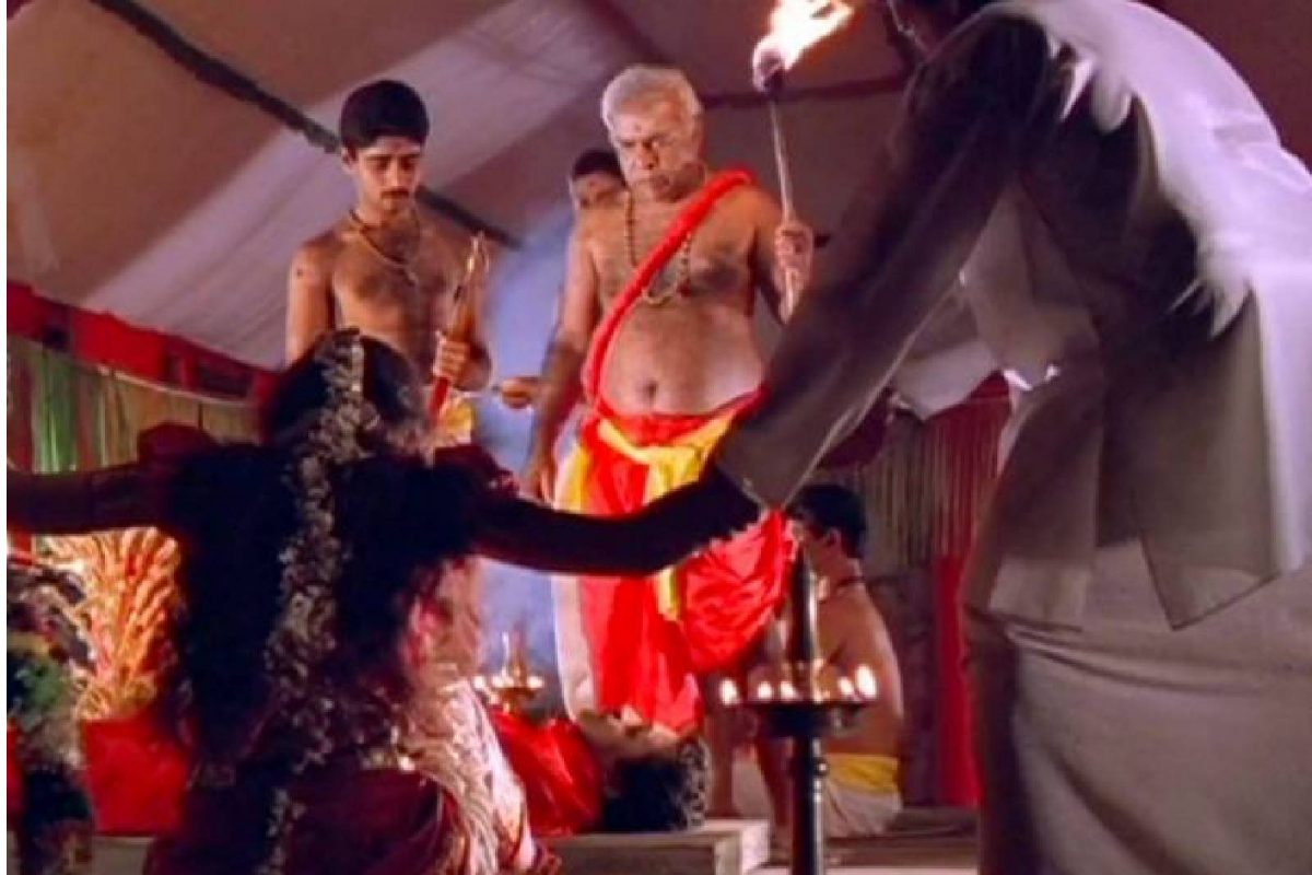 നാഗവല്ലിയായി മാറിയ ഗംഗയെ പഴയ അവസ്ഥയിലേക്ക് തിരികെ കൊണ്ടുപോകുന്ന ക്ലൈമാക്സ് രംഗം എങ്ങനെ ഷൂട്ട് ചെയ്യും എന്ന ആശയക്കുഴപ്പത്തിലായിരുന്നു സംവിധായകന്‍ ഫാസിലും അണിയറ പ്രവര്‍ത്തകരും