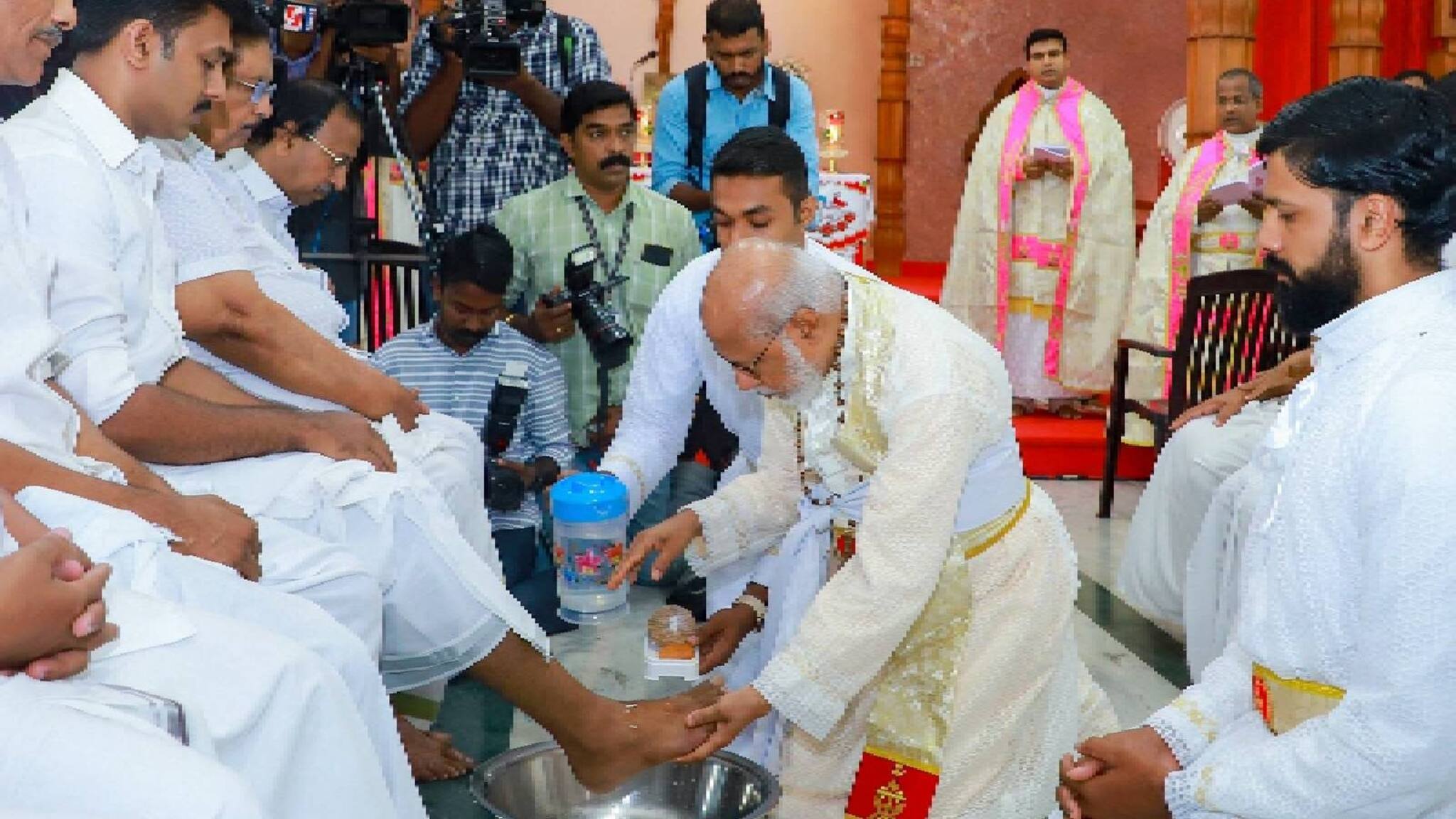 Maundy Thursday 2023 | ക്രിസ്തുവിന്‍റെ അന്ത്യഅത്താഴ സ്മരണയില്‍ പെസഹാ വ്യാഴം ആചരിച്ച് ക്രൈസ്തവര്‍