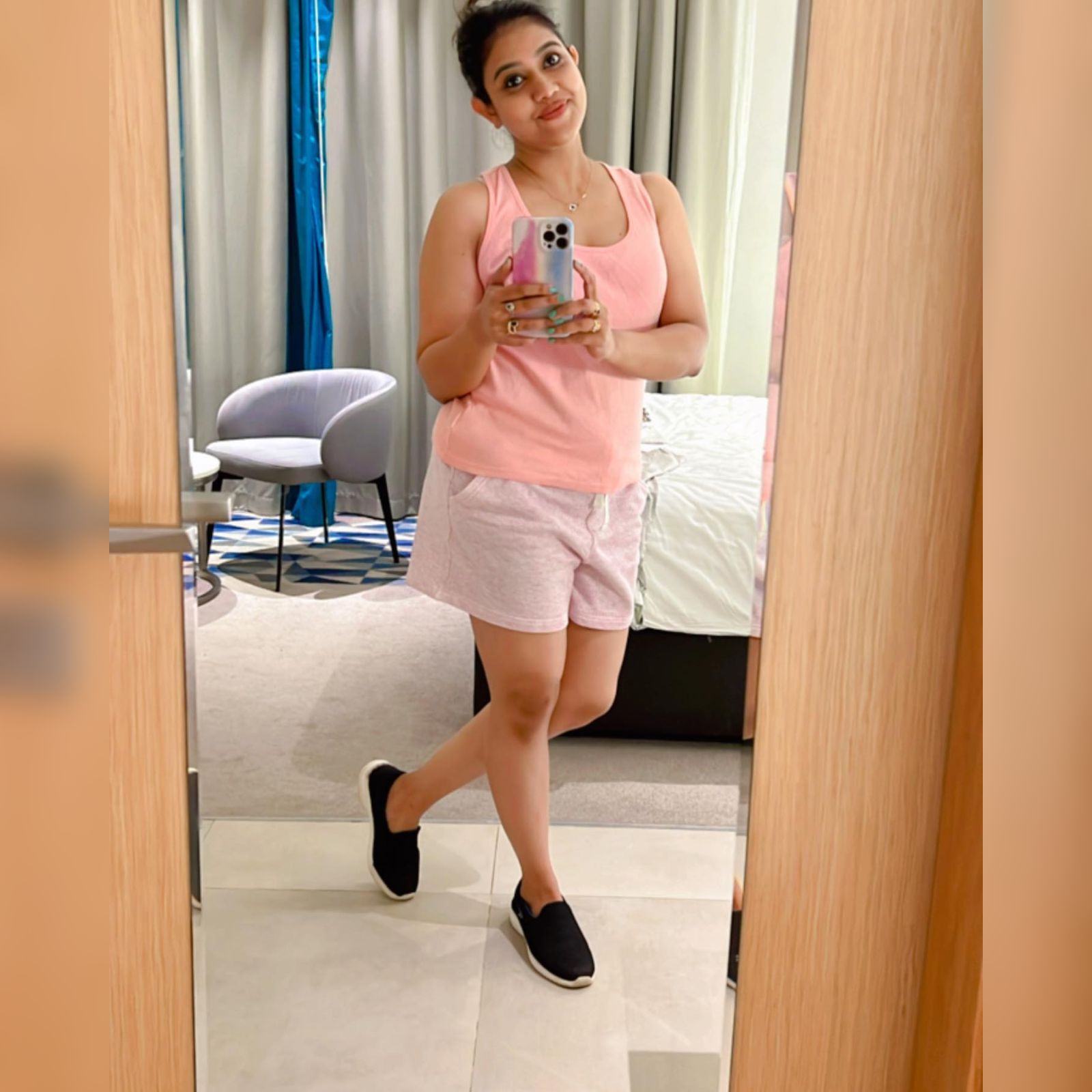  അടുത്തിടെ താരം തന്റെ നാൽപ്പതാം പിറന്നാൾ സിനിമാ സുഹൃത്തുക്കൾക്കൊപ്പം ആഘോഷമാക്കിയിരുന്നു. രചന നാരായണൻകുട്ടിയുടെ ജന്മദിനം കളറാക്കിയത് മോഹൻലാലും കൂട്ടരും ചേർന്നായിരുന്നു. ഇത്രയേറെ താരങ്ങൾ പങ്കെടുത്ത ഒരു പിറന്നാൾ ആഘോഷം എന്തായാലും അടുത്തിടെ മലയാള സിനിമയിൽ ഉണ്ടായിട്ടില്ല എന്ന കാര്യം ഉറപ്പാണ്.