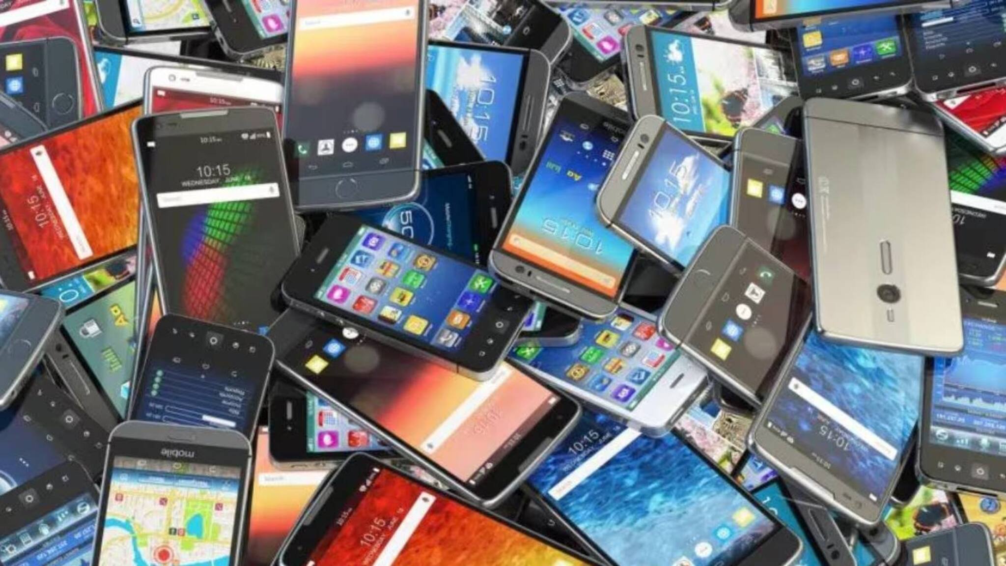 മൊബൈൽ ഫോൺ കയറ്റുമതിയിൽ ഇന്ത്യയ്ക്ക് റെക്കോർഡ് നേട്ടം; കഴിഞ്ഞ വർഷത്തെ കയറ്റുമതി 85000 കോടി