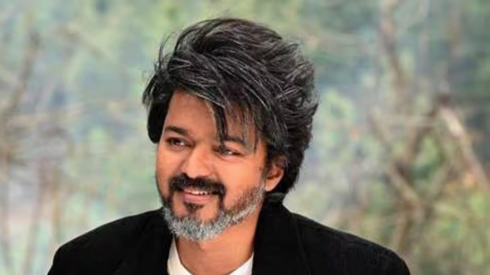 Vijay Mass Entry on Vijay Instagram;  1 million followers in an hour