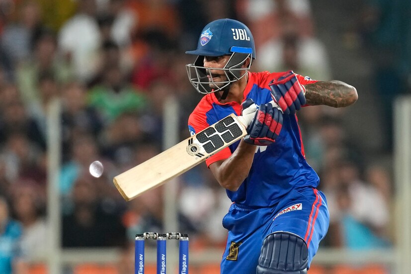 Delhi Capitals' Aman Hakim Khan bats during the Indian Premier League cricket match between Gujarat Titans and Delhi Capitals in Ahmedabad, India, Tuesday, May 2, 2023. (AP Photo)