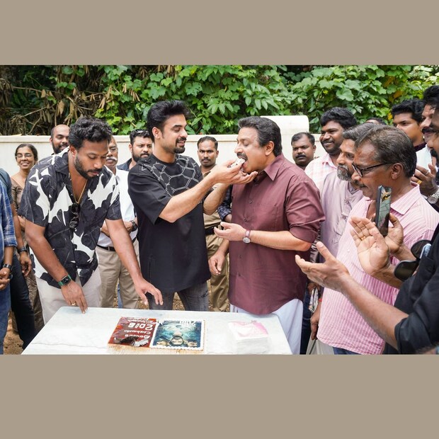  ഡാർവിൻ കുര്യാക്കോസ് സംവിധാനം ചെയ്ത് ടൊവിനോ തോമസ് (Tovino Thomas) നായകനായി അഭിനയിക്കുന്ന 'അന്വേഷിപ്പിൻ കണ്ടെത്തും' (Anweshippin Kandethum) എന്ന ചിത്രത്തിന്റെ ആദ്യ ഘട്ട ചിത്രീകരണം പൂർത്തിയാക്കി, മെയ് പത്തിന് രണ്ടാം ഷെഡ്യൂൾ കോട്ടയത്ത് ആരംഭിച്ചു. ചിത്രീകരണത്തിനിടയിൽ, ഒരു വിജയാഘോഷത്തിനും ഈ ലൊക്കേഷൻ വേദിയായി മാറി