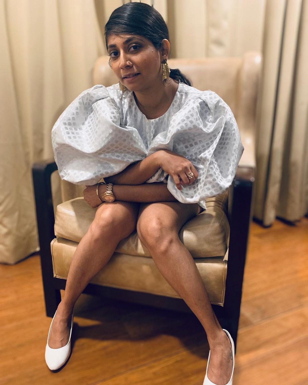  'എന്റെ പാട്ടും ഡ്രെസ്സും തമ്മിലുള്ള ബന്ധത്തെ ആഴത്തിൽ അപഗ്രഥിച്ചു വിശകലനം ചെയ്യുകയും, ഇനിയും എത്ര സ്ത്രീ പ്രൊഫൈലുകൾ അപഗ്രഥനം നടത്തി വിമർശിക്കാനുള്ളതാണ്...