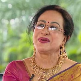 Actor Sheela | നടി ഷീല കുറിയേടത്ത് താത്രിക്കുട്ടിയുടെ കൊച്ചുമകളുടെ മകളോ? വാസ്തവമെന്ത്? Actor Sheela | നടി ഷീല കുറിയേടത്ത് താത്രിക്കുട്ടിയുടെ കൊച്ചുമകളുടെ മകളോ? വാസ്തവമെന്ത്?