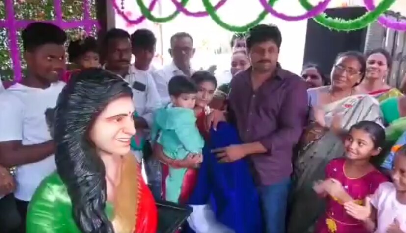  ഏപ്രിൽ 28 ന് സാമന്തയുടെ 36ാം പിറന്നാളിനാണ് ഒരു ആരാധകൻ താരത്തിനു വേണ്ടി ക്ഷേത്രം പണിത് വാർത്തകളിൽ ഇടംനേടിയത്. ആന്ധ്രപ്രദേശിലെ അലപാട് ഗ്രാമത്തിലുള്ള തെനാലി സന്ദീപ് എന്നയാളാണ് പ്രിയ നടിക്കു വേണ്ടി വീടുനു മുന്നിൽ അമ്പലം പണിതത്.