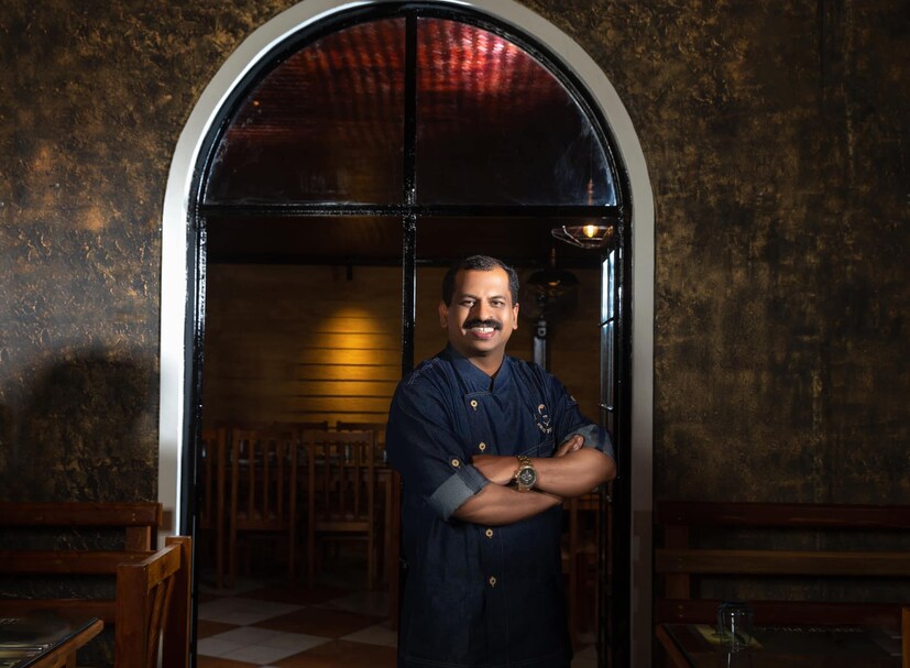  അന്നൊരിക്കലും ഇങ്ങനെയൊക്കയാവുമെന്ന് കരുതിയില്ലെങ്കിലും എന്തെങ്കിലുമൊക്കെ നേടണമെന്ന് ഒരാഗ്രഹമുണ്ടായിരുന്നു! നിങ്ങളുടെ ഉള്ളിലും ആ ആഗ്രഹം ഉണ്ടാവും, അത് നേടിയെടുക്കാനുള്ള ക്ഷമയുണ്ടോ? അതിനുവേണ്ടി കുറെയധികം അധ്വാനിക്കനുള്ള മനസ്സുണ്ടോ? ഇനിയും മനസിലുള്ള കുറെ ആഗ്രഹങ്ങളുമായി യാത്ര തുടരുന്നു...!" സുരേഷ് പിള്ള കുറിച്ചു