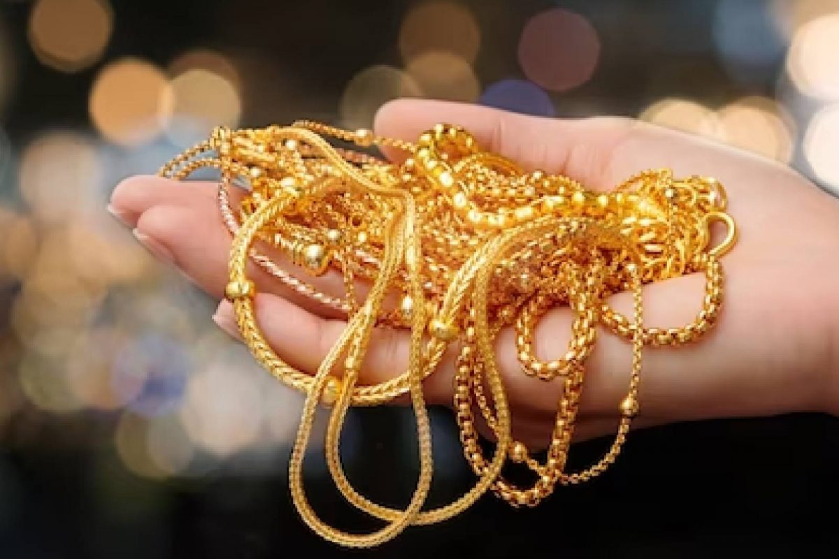 Gold price today | ഇതല്ലേ മലയാളി കാത്തിരുന്ന സ്വർണവില? കേരളത്തിലെ ഏറ്റവും പുതിയ നിരക്കുകൾ