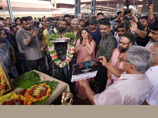 ഗുരുവായൂരമ്പലനടയിൽ ഗുരുവായൂരമ്പലനടയിൽ