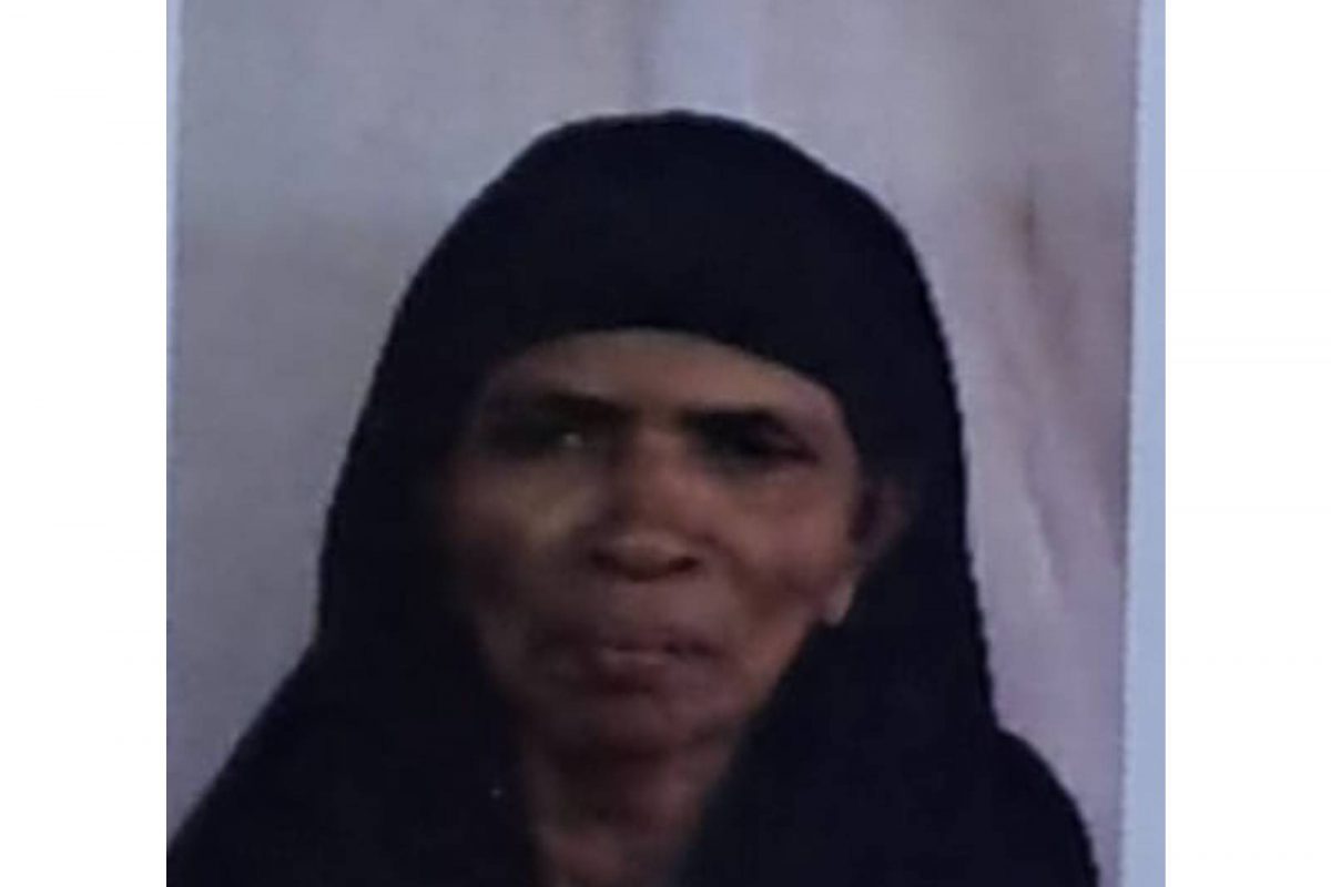 വീടിനകത്തെ കിടപ്പുമുറിയിൽ വായിൽ നിന്നും മൂക്കിൽ നിന്നും രക്തം പുറത്തു വന്ന നിലയിലാണ് കണ്ടെത്തിയത് 