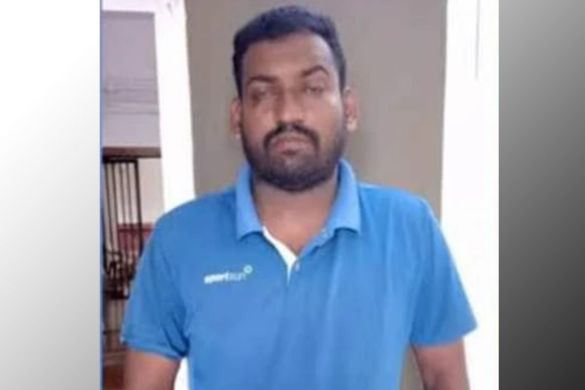 ഒറ്റയ്ക്ക് യാത്ര ചെയ്ത യുവതിയോട് അപമര്യാദയായി പെരുമാറിയ ടിടിഇ അറസ്റ്റിൽ