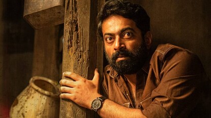 പാപ്പച്ചൻ ഒളിവിലാണ് പാപ്പച്ചൻ ഒളിവിലാണ്