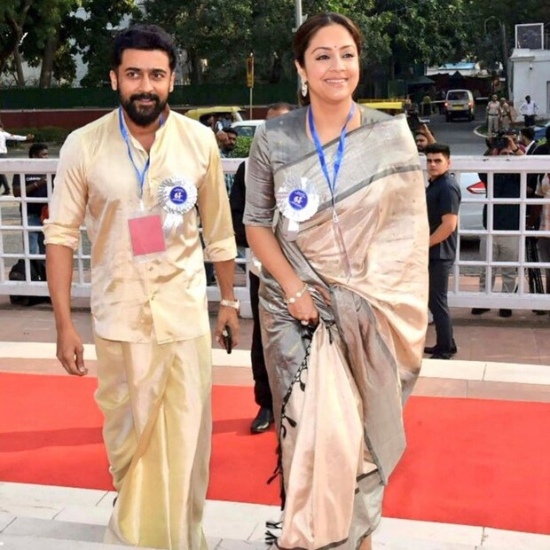  നടൻ, ഭർത്താവ്, അച്ഛൻ തുടങ്ങിയ നിലകളിൽ സൂര്യ സമ്പൂർണൻ എന്നാണ് ജ്യോതിക നൽകുന്ന റിപ്പോർട്ട് കാർഡ്. ഇത്ര വർഷമായിട്ടും തമ്മിൽത്തമ്മിൽ ഒരു വഴക്കുപോലും ഉണ്ടായിട്ടില്ല എന്ന് ജ്യോതിക