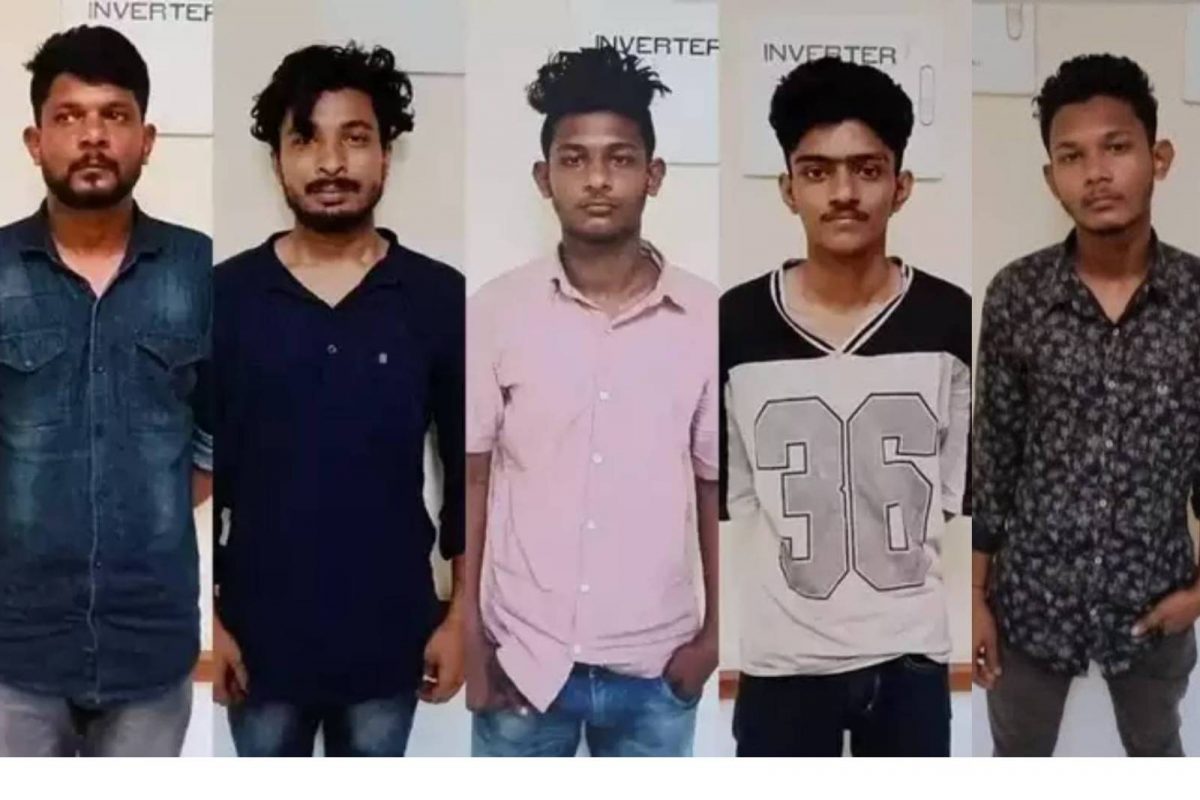 കോഴിക്കോട് മെഡിക്കല്‍ കോളജിന് സമീപത്തെ ലോഡ്ജില്‍ മോഷണം ആസൂത്രണം ചെയ്യുന്നതിനിടെയാണ് അഞ്ചംഗ സംഘം അറസ്റ്റിലായത്. 