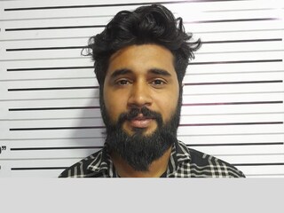 നിഖിൽ മനോഹര്‍