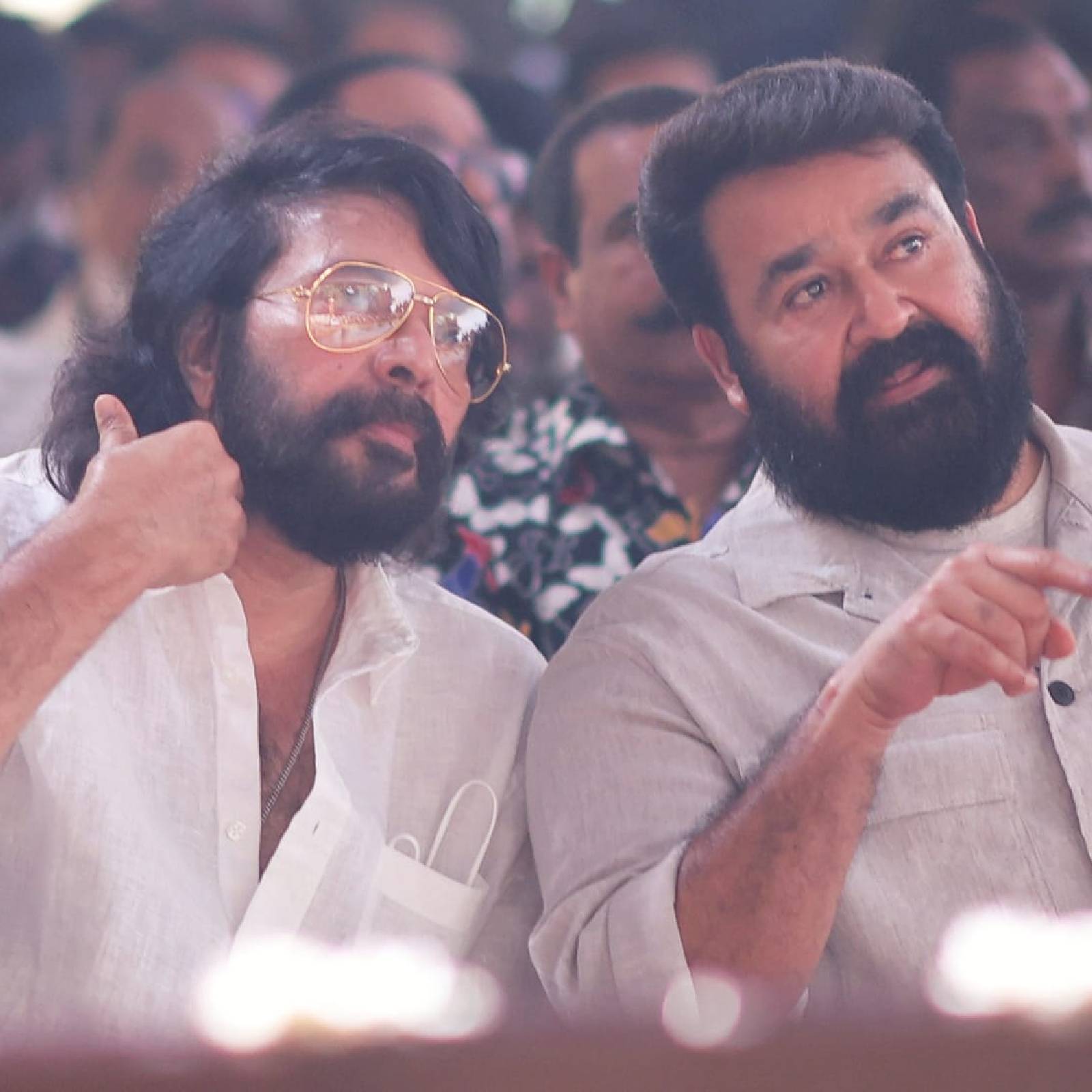  പ്രിയപ്പെട്ട ലാലിന് ജന്മദിനാശംസകള്‍.. ചിത്രത്തിനൊപ്പം മമ്മൂട്ടി കുറിച്ചു. ഇരുവരുടെയും ചിത്രം ആരാധകര്‍ ഇതിനോടകം ഏറ്റെടുത്തു.
