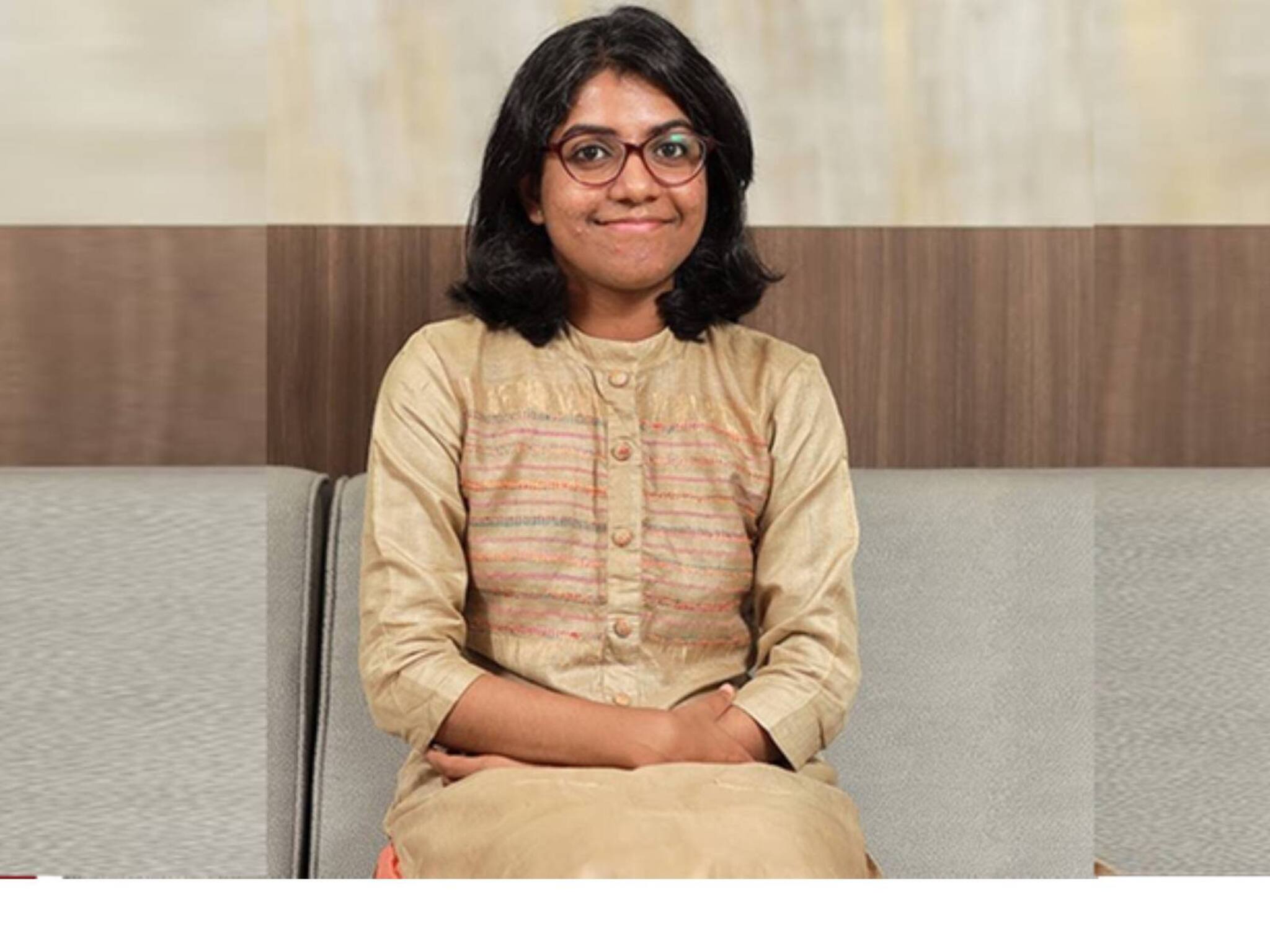 KAS ഒന്നാം റാങ്കിലും തൃപ്തിയായില്ല;രണ്ടാം തവണയും സിവിൽ സർവീസ് എഴുതി റാങ്ക് നേടി മാലിനി