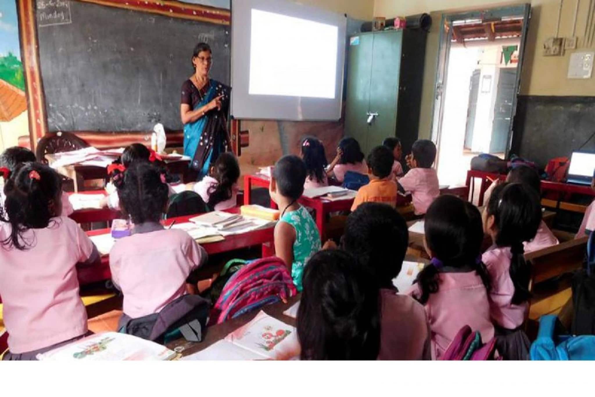 ഈ അധ്യയന വർഷം സ്ക്കൂളുകളെ 'ശനി' ബാധിക്കും; 28 ആഴ്ചകളിൽ പ്രവർത്തി ദിനമാക്കും