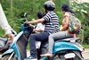 ഇരുചക്രവാഹനങ്ങളിലെ യാത്രയ്ക്ക് കുട്ടികൾക്ക് ഇളവ് അനുവദിക്കാനാകില്ലെന്ന് കേന്ദ്രമന്ത്രി നിതിൻ ഗഡ്കരി