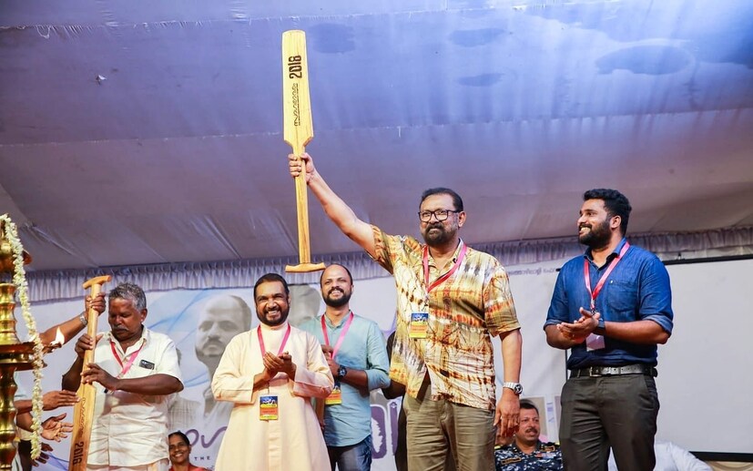  ടൊവിനോ തോമസ്, ആസിഫ് അലി, കുഞ്ചാക്കോ ബോബൻ, ഇന്ദ്രൻസ്, വിനീത് ശ്രീനിവാസൻ, ലാൽ, നരേൻ, അപർണ ബാലമുരളി, അജു വർഗീസ് തുടങ്ങിയ താരങ്ങളാണ് ചിത്രത്തിൽ വേഷമിടുന്നത്. അഖിൽ പി. ധർമജൻ തിരക്കഥ ഒരുക്കിയ ചിത്രത്തിന്റെ ഛായാഗ്രഹണം നിർവഹിച്ചത് അഖിൽ ജോർജാണ്.ക്യാവ്യാ ഫിലിംസ്, പി.കെ പ്രൈം പ്രൊഡക്ഷൻസ് എന്നിവയുടെ ബാനറിൽ വേണു കുന്നപ്പള്ളി, സി.കെ പത്മകുമാർ, ആന്റോ  ജോസഫ് എന്നിവരാണ് നിർമാണം.